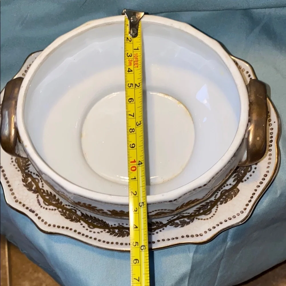 BX48 Vintage 3 pc Wong Lee 1895 Porcelain Collection Gold and White Covered Dish